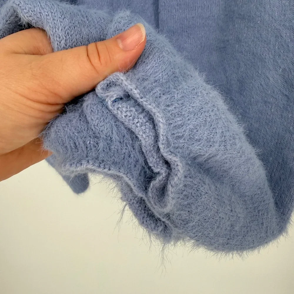 EE:SOME PERIWINKLE BLUE FUZZY LOOSE FIT CREWNECK SWEATER MEDIUM BALLOON SLEEVE‎